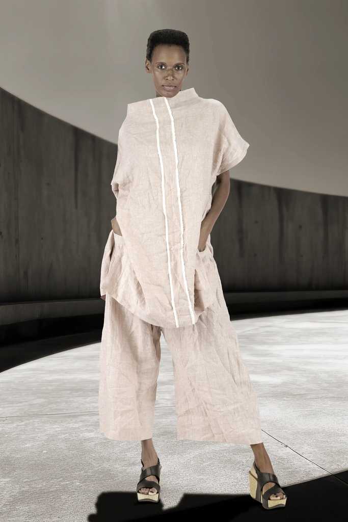 KAYIKO – Avantgarde Designer Mode aus Wien, Österreich – Avant-Garde Designer Fashion from Vienna, Austria